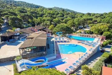 Hotel für 4 Personen, mit Garten und Whirlpool sowie Pool in Südfrankreich