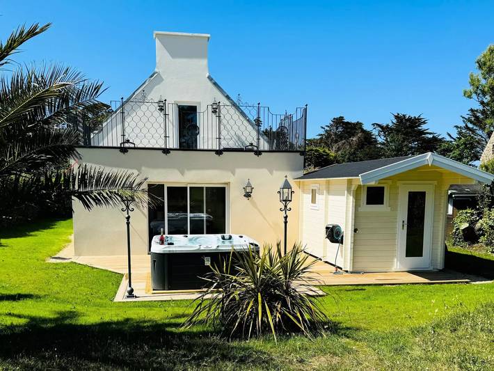 Location de vacances pour 4 personnes, avec sauna et jardin à Guissény - 2