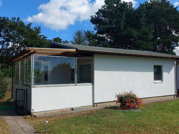 Bungalow für 5 Personen, mit Terrasse und Garten