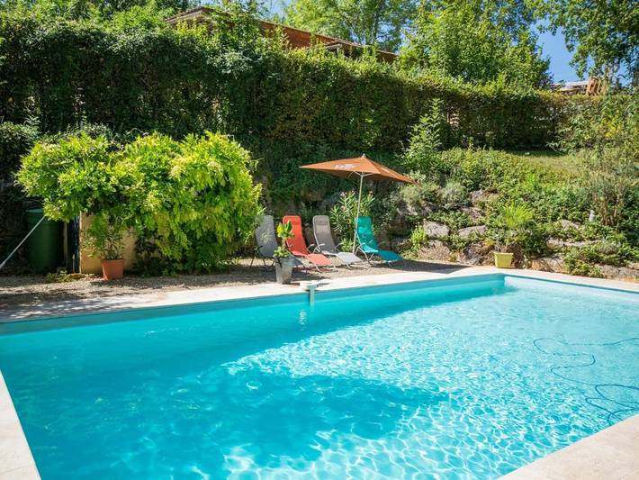 Location de vacances pour 6 personnes, avec jardin ainsi que terrasse et piscine à Saint-Martin-le-Redon - 4