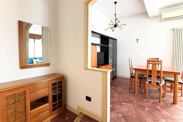 Appartement entier, Appartement de vacances pour 4 personnes avec balcon/terrasse in Cesenatico, Province de Forlì-Cesena