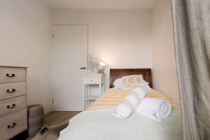 Cottage for 10 people, with garden in Sunshine Coast