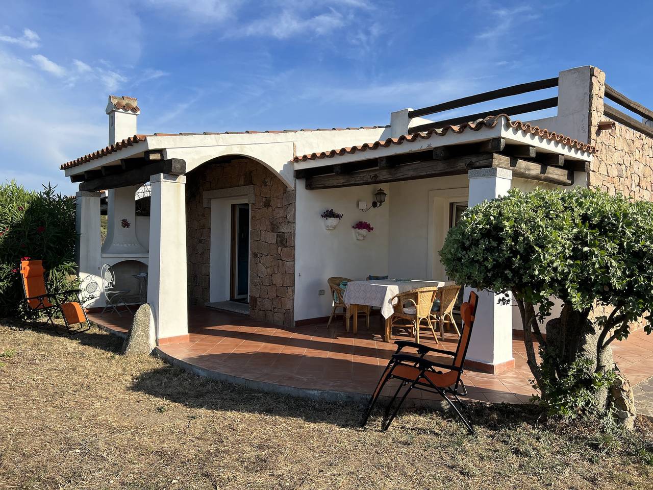 Villa Sleeps 4 with Rooftop Solarium in Santa Teresa di Gallura, Santa Teresa Gallura (Municipality)