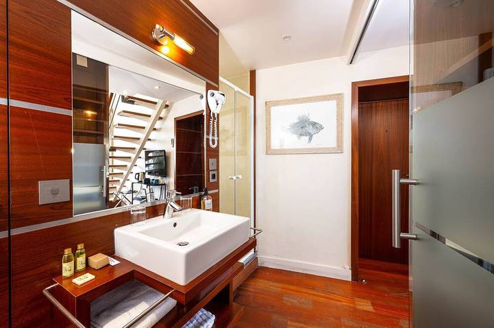 Gîte pour 4 personnes, avec balcon dans Port De Cassis - 3