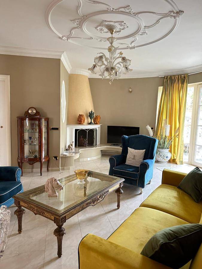 Esclusiva Luxury Villa con giardino in Lacco Ameno, Ischia