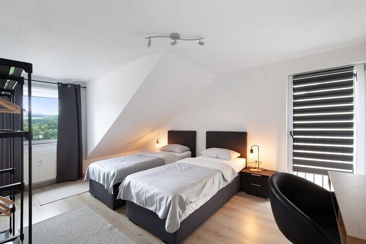 Ganze Wohnung, Ferienwohnung 'Zur Nordhelle' mit Bergblick und Wlan in Herscheid, Märkischer Kreis