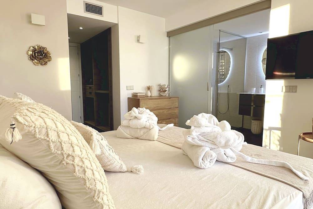 Entire apartment, Joker Luxury Atico Marina de Botafoch Ibiza in Talamanca, Ibiza (Municipality)