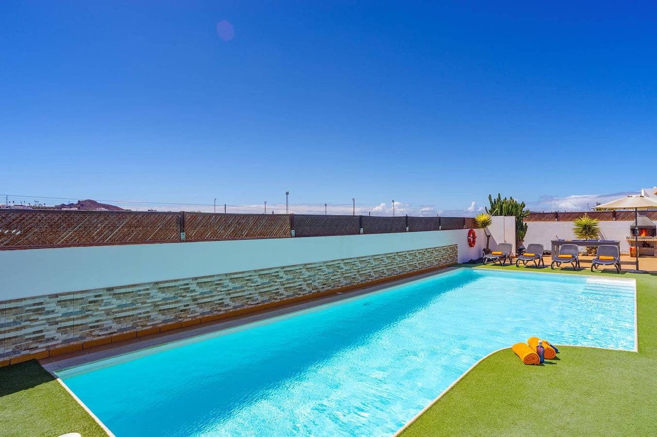 Villa Maca by Villa Plus in Oasis Tamarindo, La Oliva