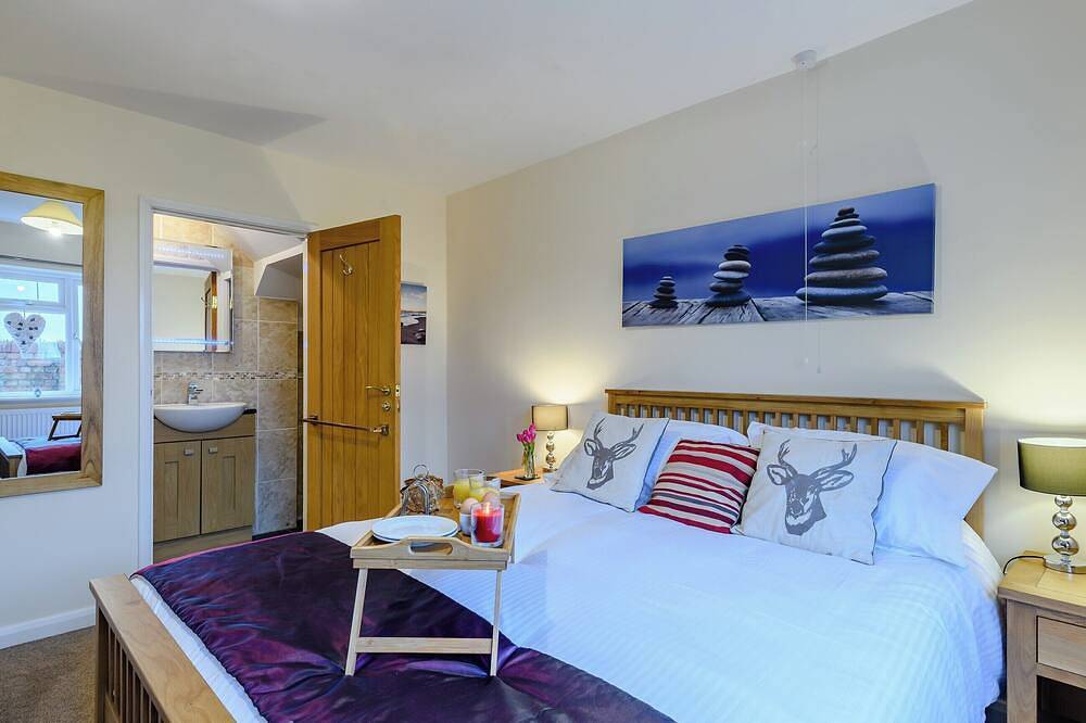 4 bedroom accommodation in Wells-next-the-Sea in Wells-next-the-Sea, Norfolk Coast