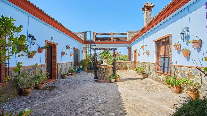 Chalet para 12 personas, con piscina y balcón/terraza, Se admiten mascotas en Parque natural de Los Alcornocales - 4