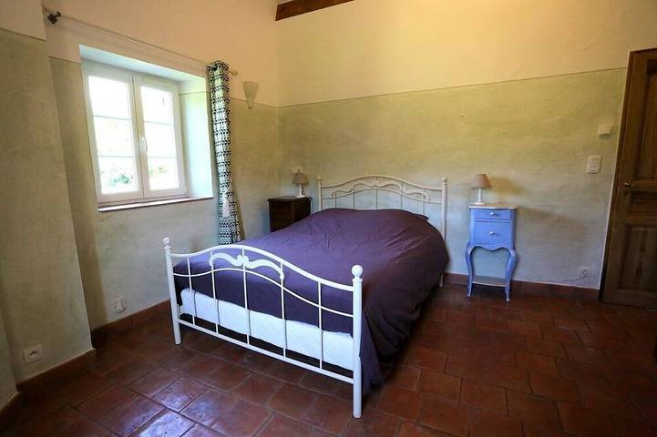 Location de vacances pour 9 personnes, avec terrasse et jardin à Orpierre - 4