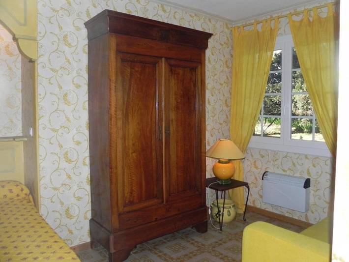 Chambre d’hôte pour 2 personnes, avec jardin ainsi que terrasse et piscine à Aramon - 2