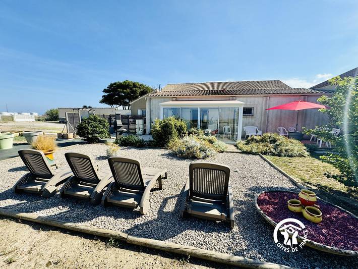 Gîte pour 4 personnes, avec Terrasse et Jardin