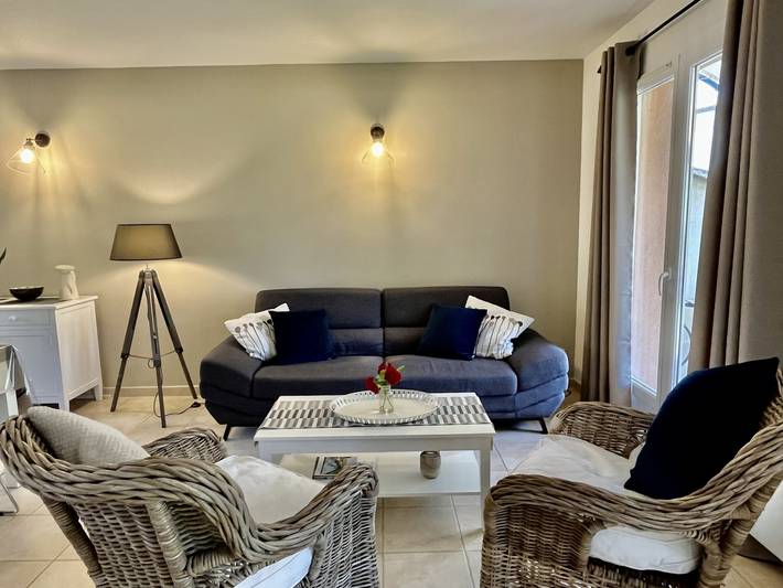 Location de vacances pour 6 personnes, avec piscine ainsi que jardin et terrasse à Mallemort - 4