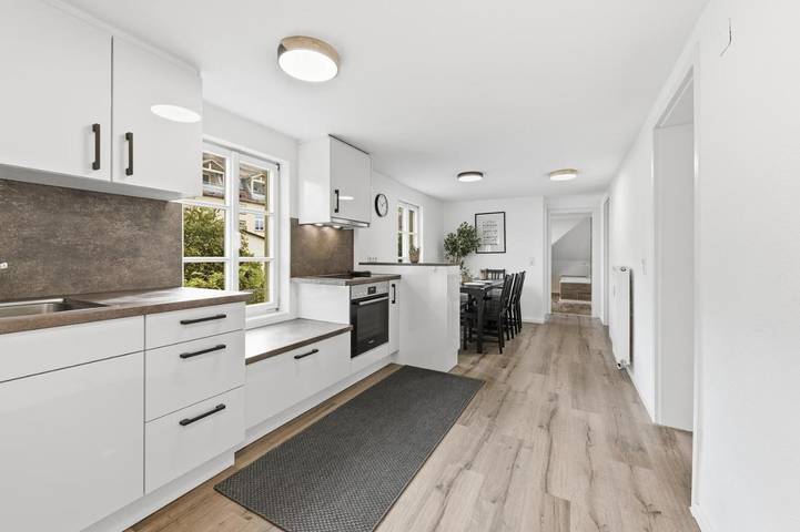 Ferienwohnung für 9 Personen, mit Balkon und Terrasse sowie Ausblick in Ludwigsburg