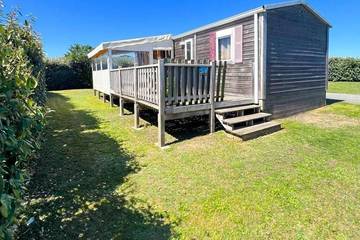 Mobil home pour 8 personnes, avec piscine, animaux acceptés dans Plage de Neiz Vran