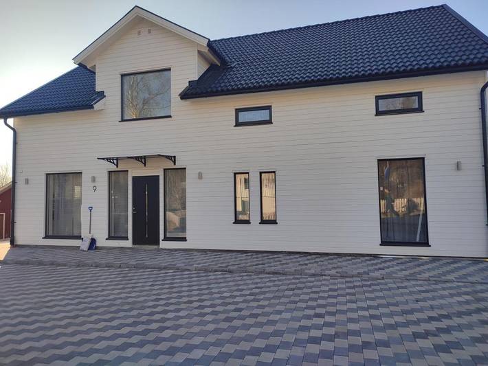 Bed and breakfast för 3 Personer, med terass i Upplands Väsby