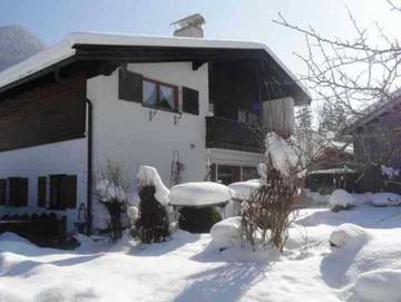Ferienwohnung für 3 Personen, mit Balkon und Ausblick in Kreuth