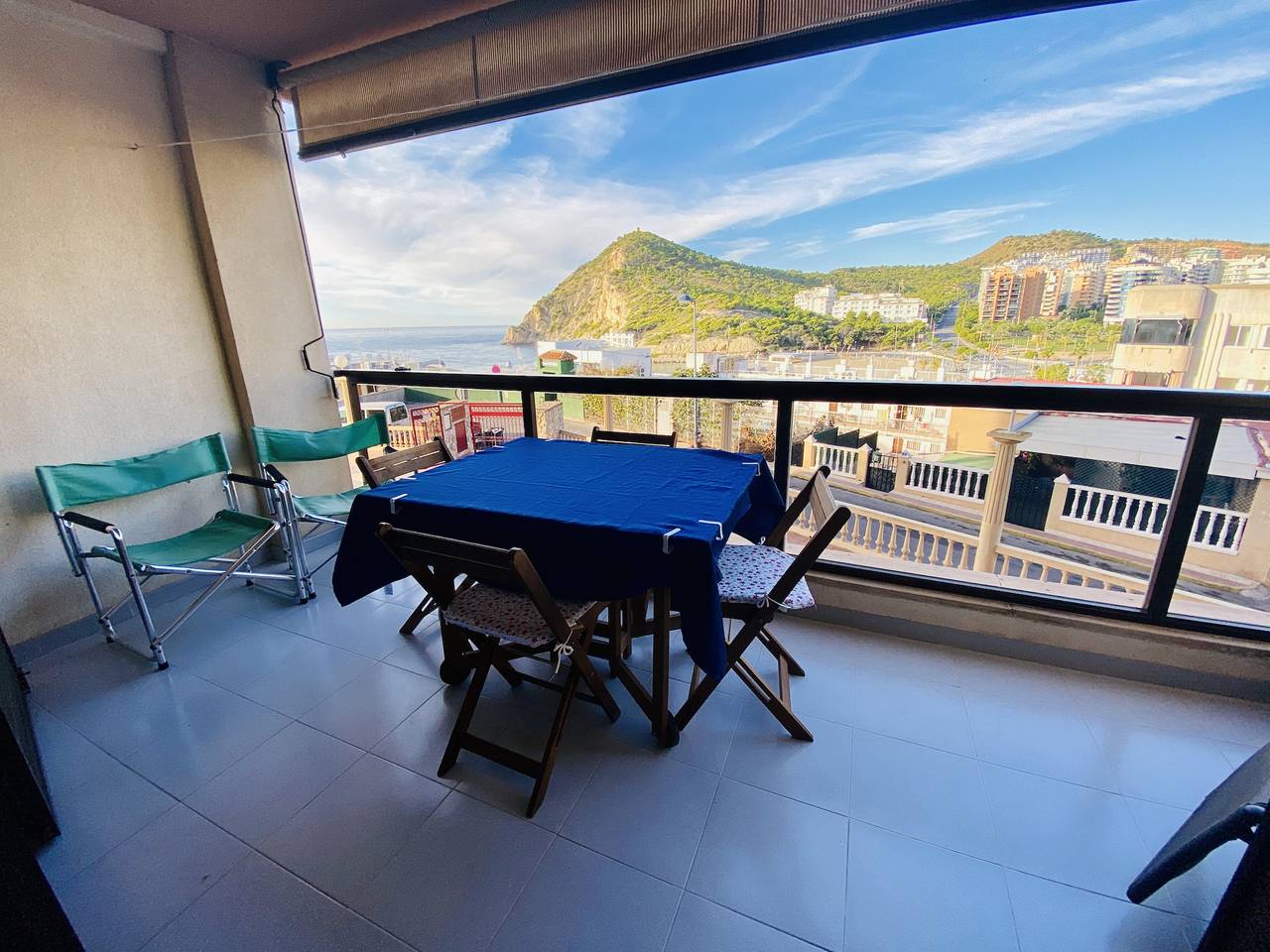 Apartamento entero, Apartamento de vacaciones para 6 personas con terraza in La Cala de Finestrat, Finestrat