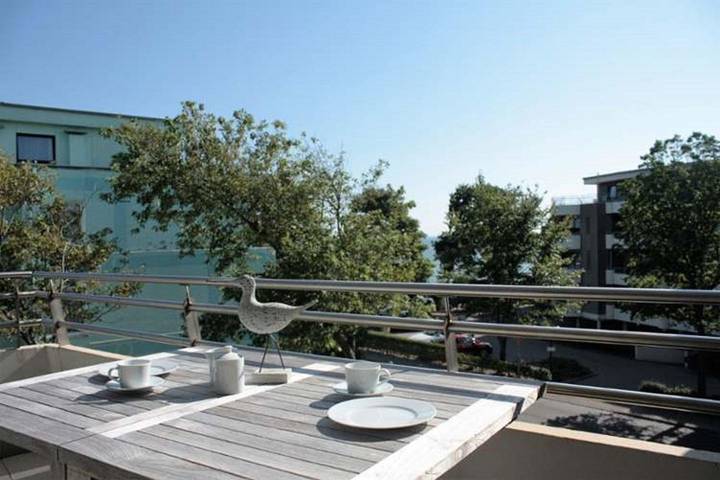 Ganze Wohnung, Ferienwohnung Strandmohn: 60 m² am Strand mit Balkon & Meerblick in Nordfriesische Inseln (Schleswig-Holstein) (Schleswig-Holstein), Wyk auf Föhr