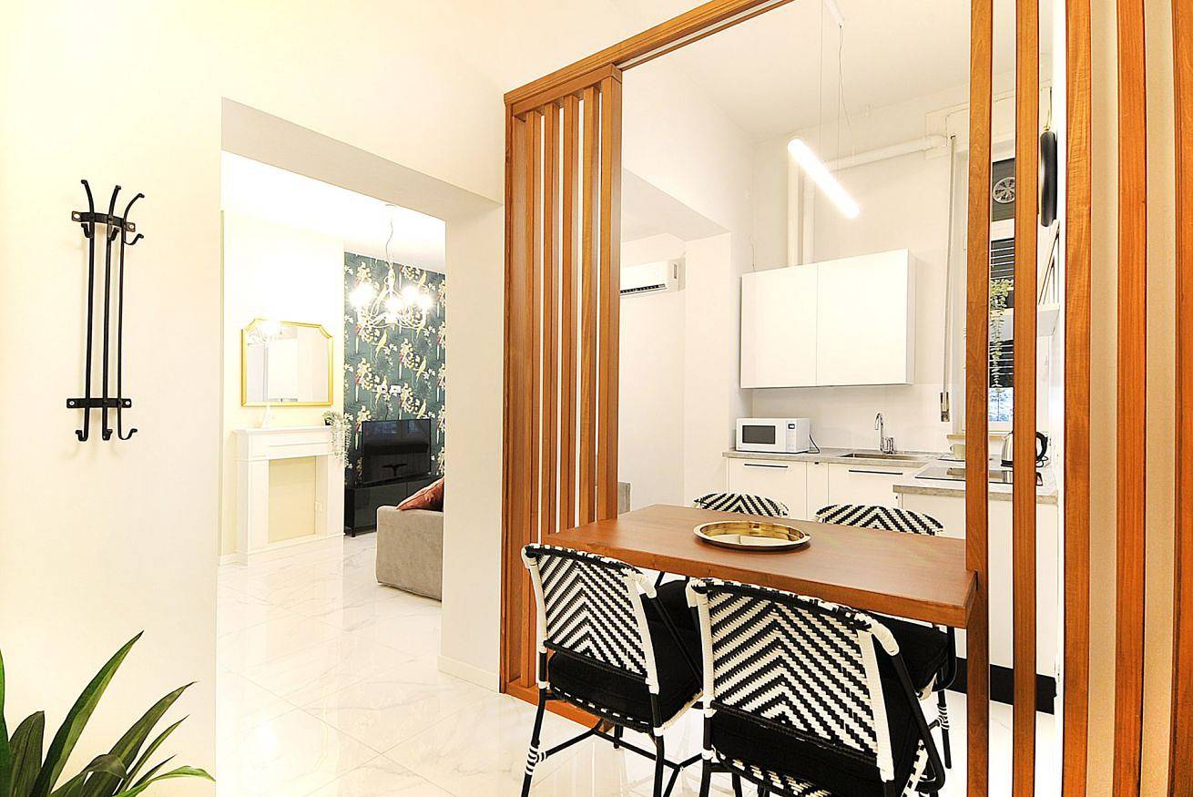 Apartamento inteiro, Elegant apartment close to the Roman Theater with 4 beds. in Centro Storico di Verona, Verona