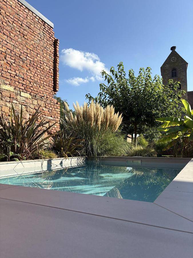 Location de vacances pour 8 personnes, avec jardin et piscine à Meyenheim