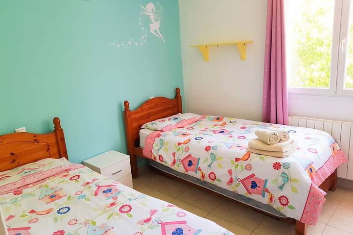 Familienfreundliche Villa (3 Minuten von Arenal Beach) mit privatem Pool und Klimaanlage in Jávea, Costa Blanca