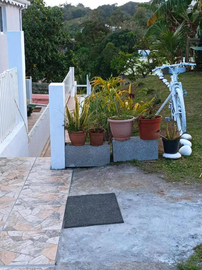 Location de vacances pour 7 personnes, avec piscine ainsi que vue et jardin à Sainte-Marie - 2