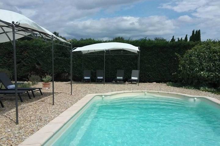 Cottage für 4 Personen, mit Garten und Terrasse sowie Pool - 1
