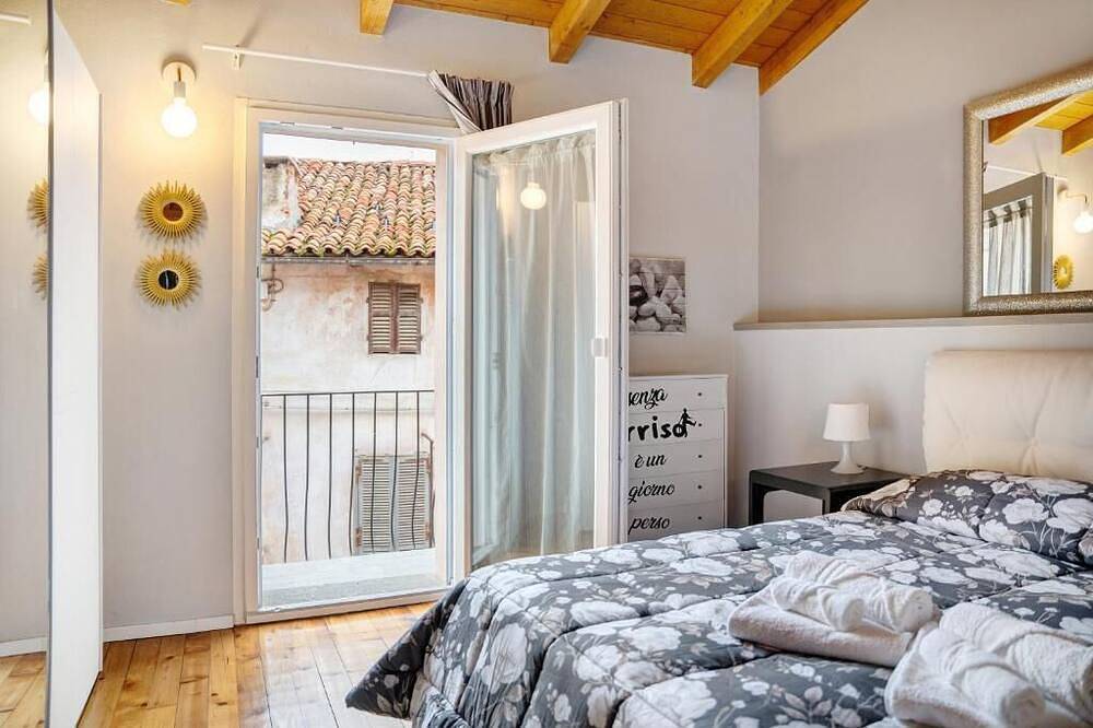 Entire apartment, Antico Borgo Monregale - Charming Loft - Relax and charm in the heart of Mondovi in Mondovì, Cuneo Province
