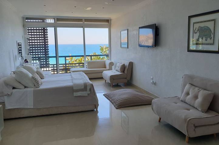 Sea Dreams House (Bord de l'eau) Wifi gratuit, A. A., Barbecue in Benidorm, Costa Blanca
