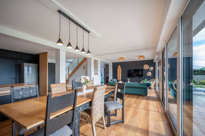 Location de vacances pour 8 personnes, avec terrasse et jardin à Kerlouan - 4