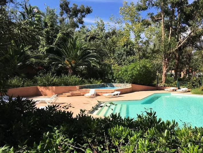 Vakantiewoning voor 2 personen, met Terras en Zwembad op Corsica