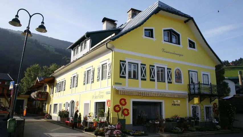 Hütte für 4 Personen, mit Terrasse und Garten in Schladming