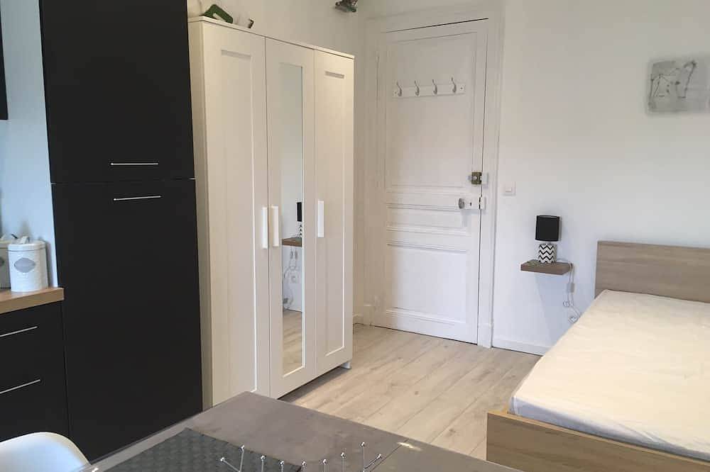 Apartamento entero, Estudio al borde de los baños termales de Vittel. in Vittel, Neufchâteau