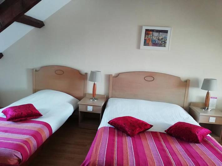 Location de vacances pour 2 personnes, avec Terrasse ainsi que Jardin et Vue à Saint-Samson-sur-Rance - 3