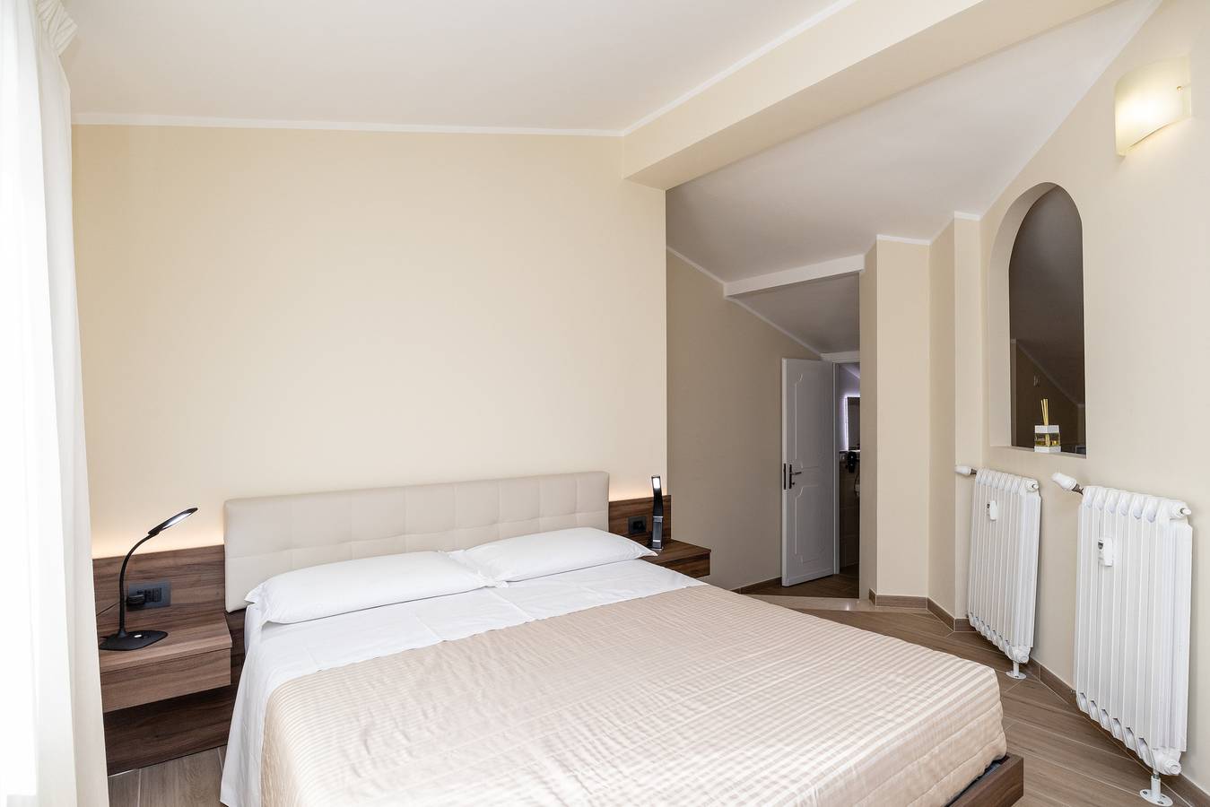 Entire holiday apartment, Scaligero Rooms Giulietta in Centro Storico di Verona, Verona