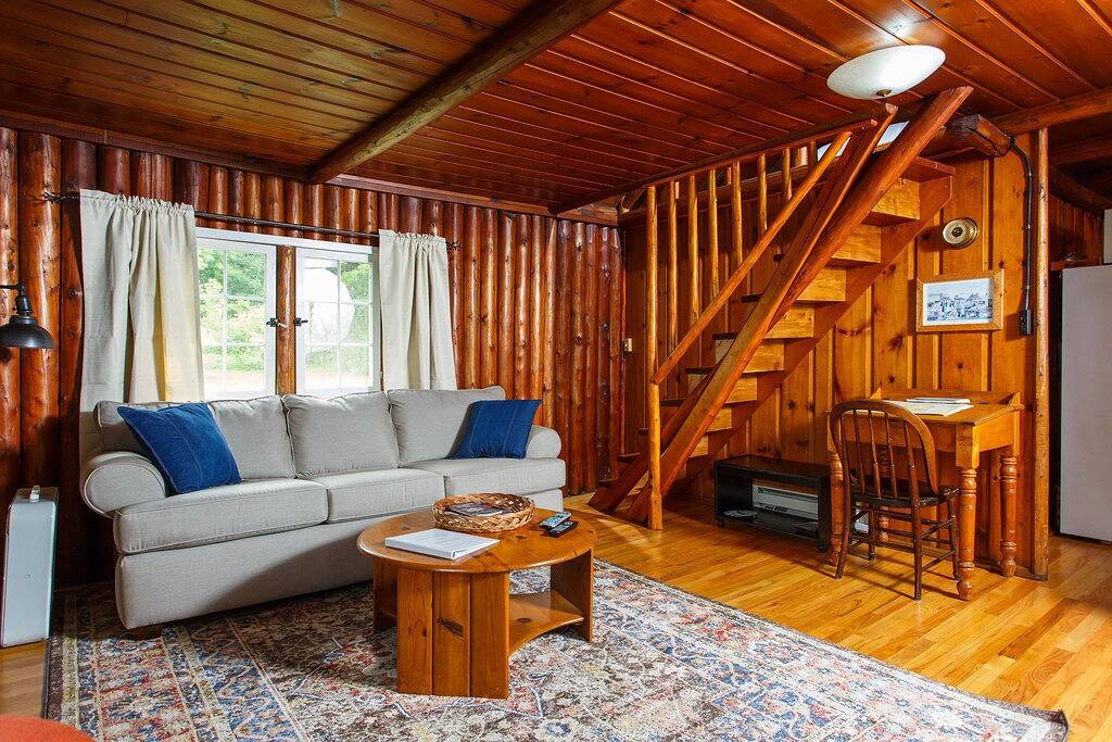 Cabin for 4 Guests in Door County