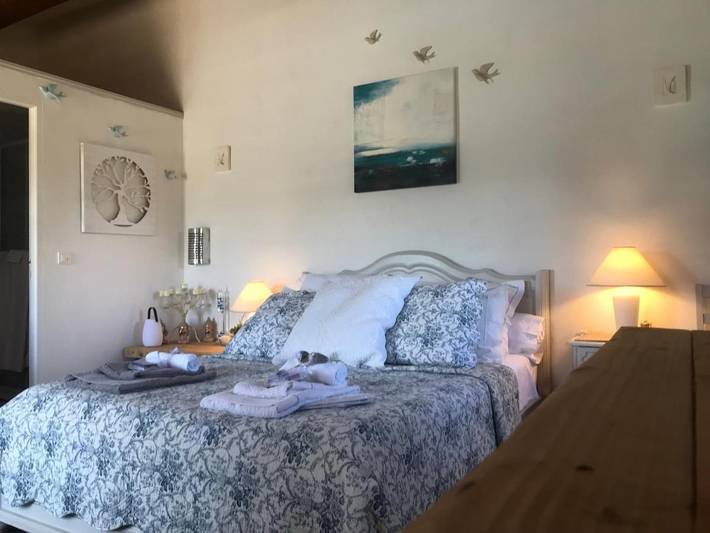 Chambre d’hôte pour 2 personnes, avec terrasse ainsi que piscine et vue à Gordes - 4