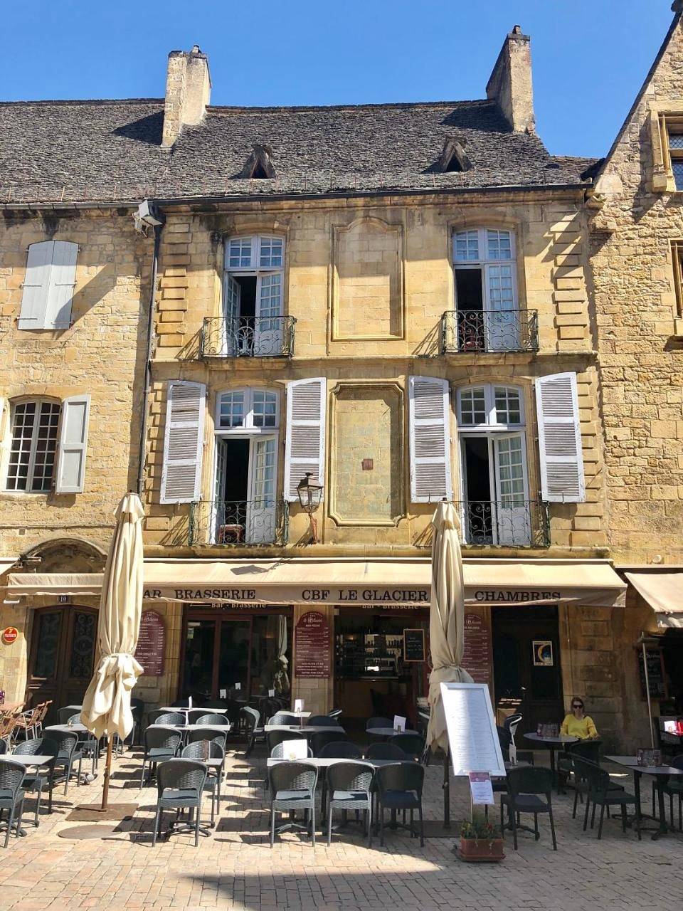 Quadruple Room with Private Bathroom in Sarlat-la-Canéda, Périgord Noir