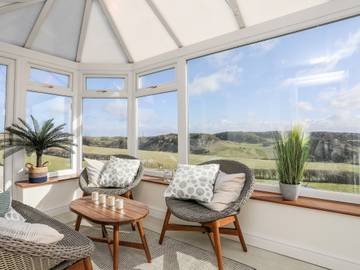 Cottage for 4 People in North-Wales, Isle of Anglesey, Photo 3