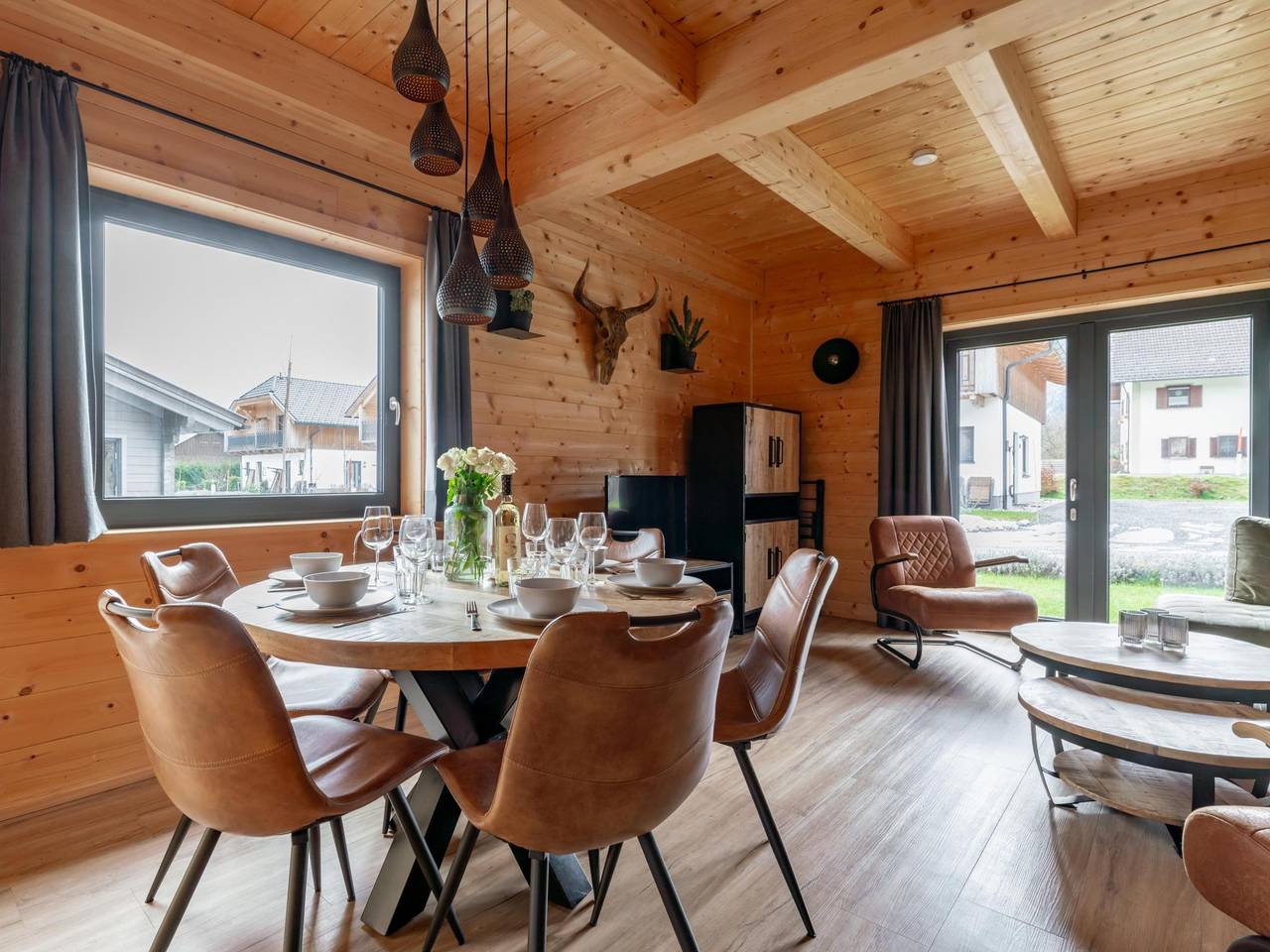 Lovely holiday home on park near ski resort in Lago Hermagor-Pressegger, Distrito de Hermagor