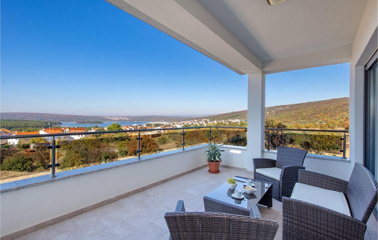 Ferienhaus für 8 Personen, mit Terrasse und Whirlpool sowie Sauna, mit Haustier in Punat - 3