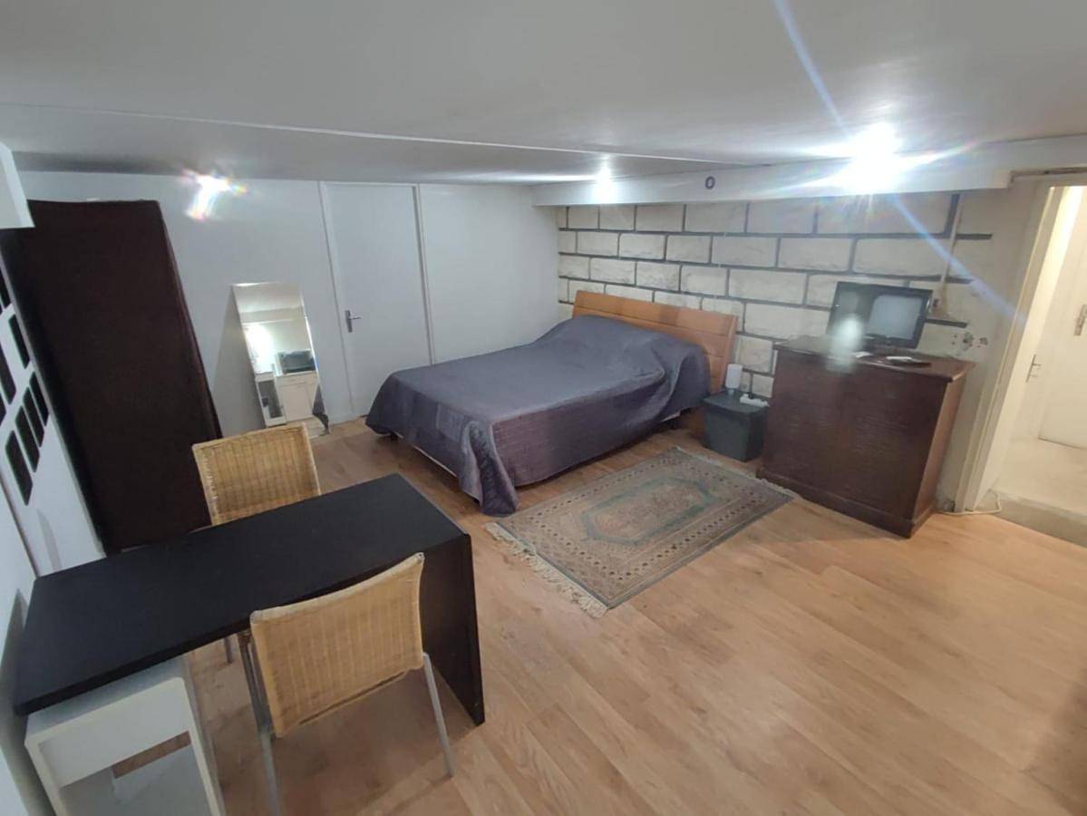 Studio dans Maison entre Paris et Disneyland in Le Plessis-Trévise, Val-de-Marne
