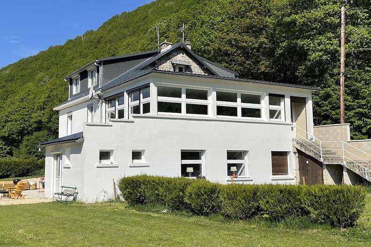 Casa de vacaciones para 14 personas, con terraza y jardín - 1