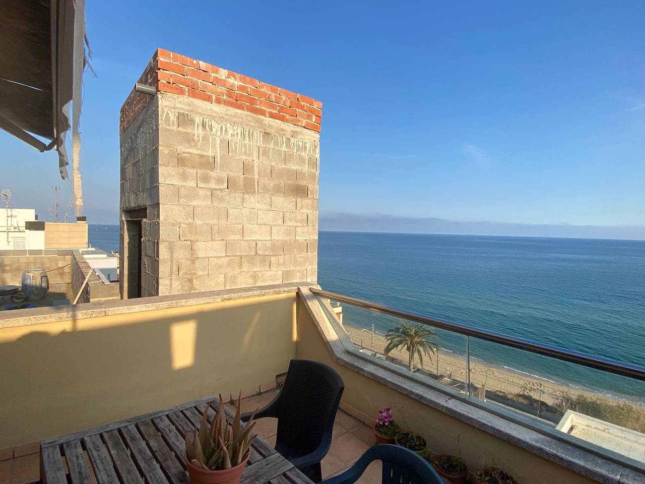 Apartamento entero, Apartamento Frente al Mar - Encanto y Tranquilidad en Montgat in Montgat, Costa del Maresme