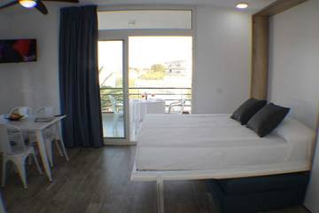 Gîte pour 4 Personnes dans Roses, Costa Brava, Photo 2