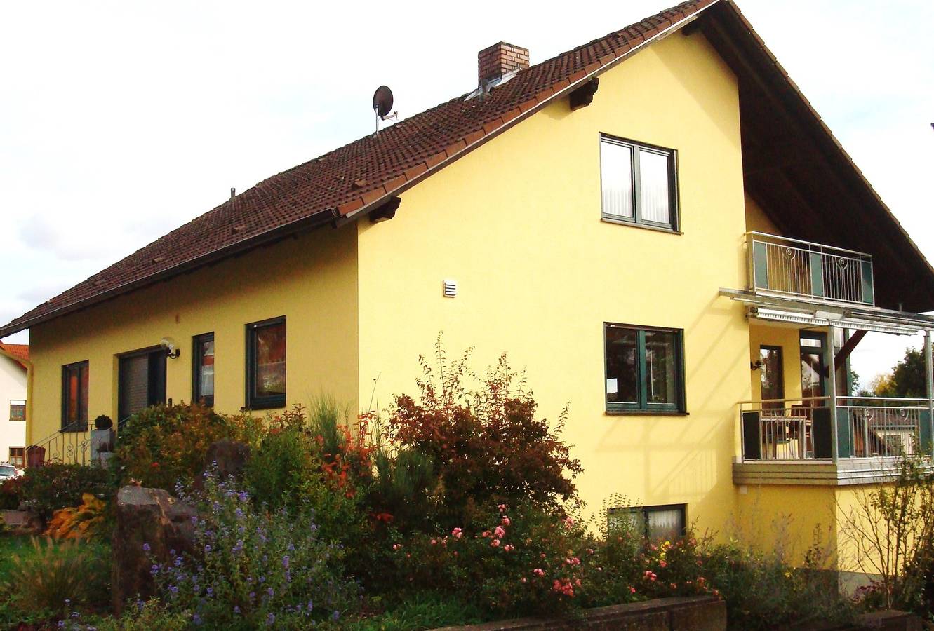 Ferienwohnung Glückstein - Ferienwohnung Glückstein (70qm) mit Garten in Großeibstadt, Rhön-Bayern