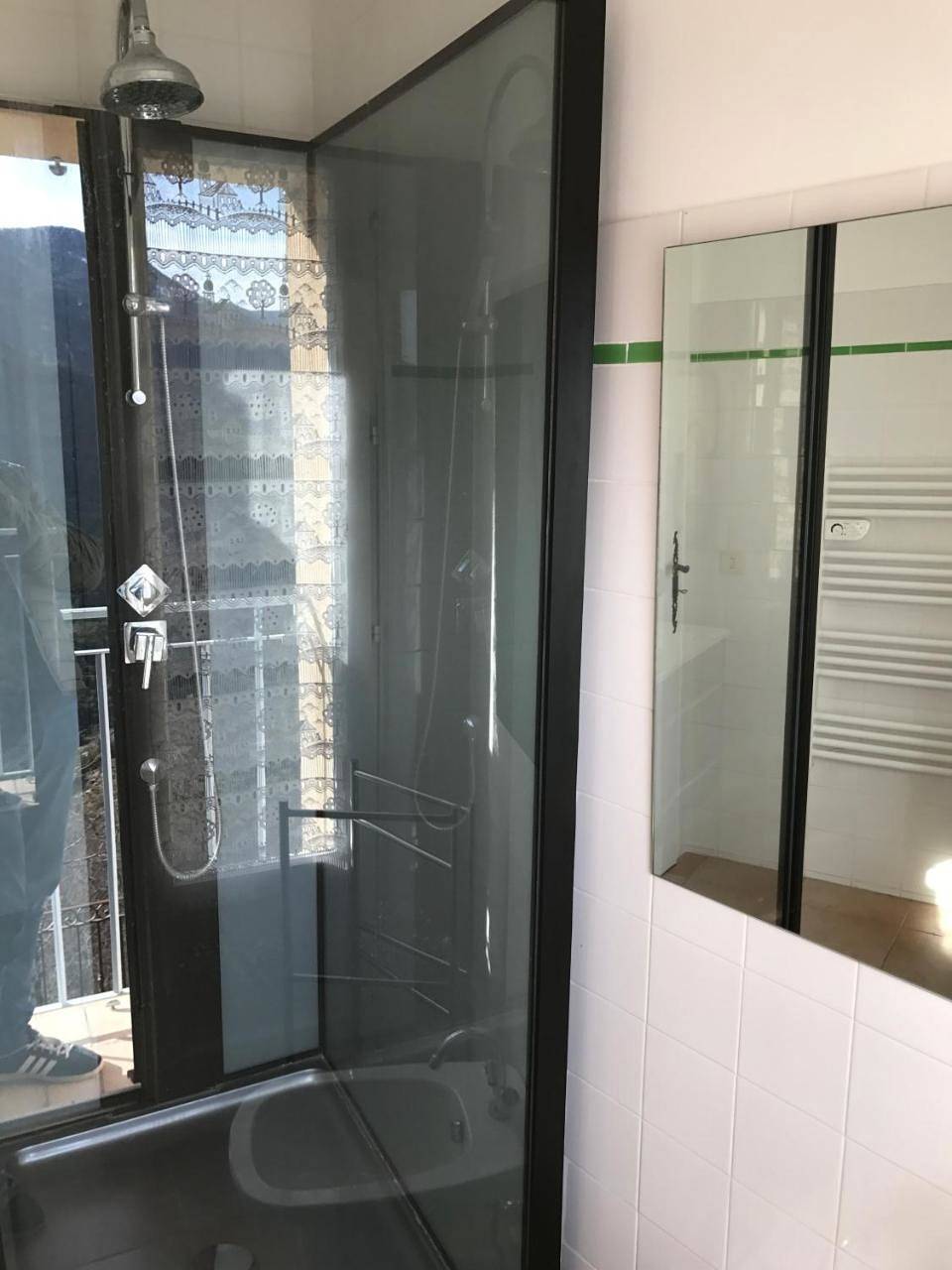 Appartement entier, Two-Bedroom Apartment in Le Mas, Région de Cannes
