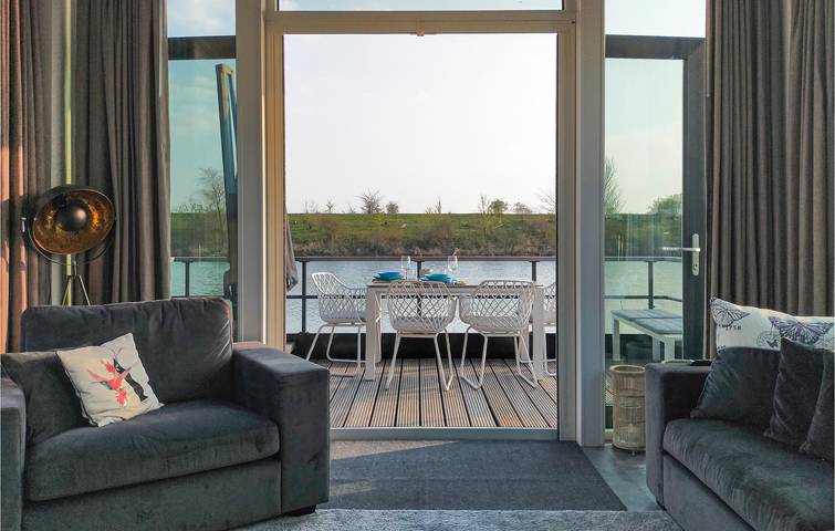 Casa flotante para 3 personas con terraza in Limburgo (Países Bajos)